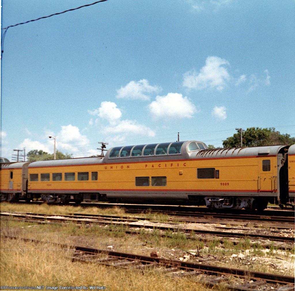 UP Dome Lounge-Obs. 9009